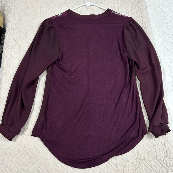 Lace Detail Women's Blouse - Picture 7 of 11